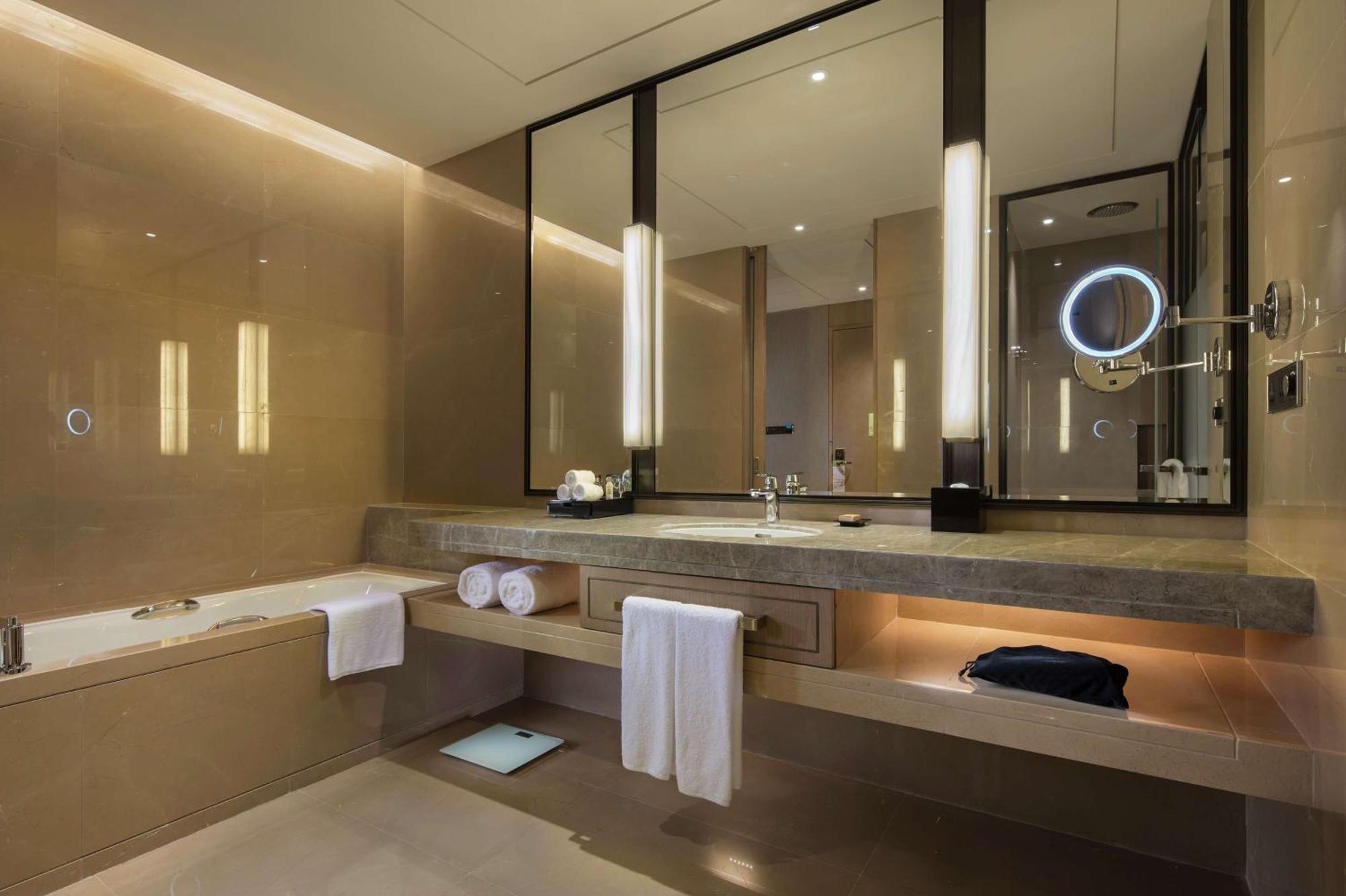 Doubletree By Hilton Xiamen-Haicang Exterior photo